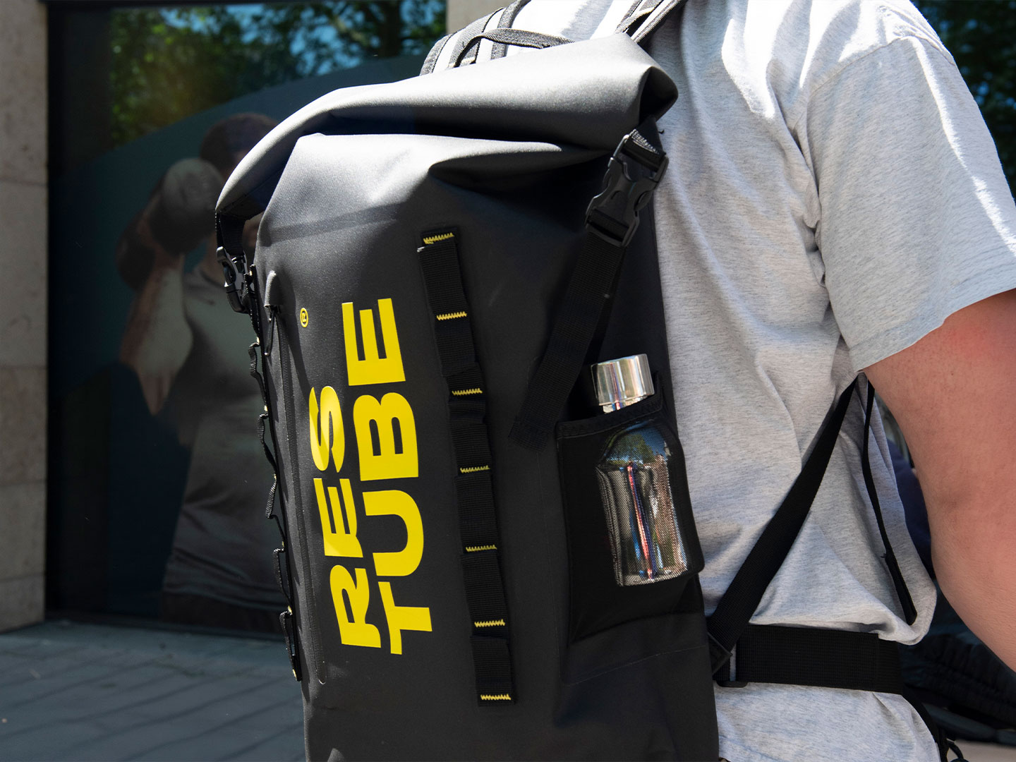 restube_rucksack_lifestyle_rt_black